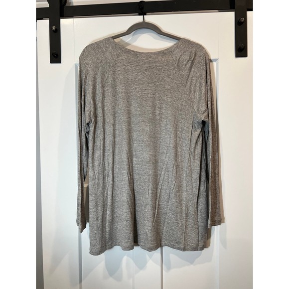 Cabi Style 5325 | Offhand Vneck Pullover Long Sleeve Tee | Size Medium | NWOT - Picture 4 of 4